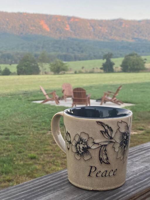 Holly Tree Retreat Located In Beautiful Luray, Va. Villa Eksteriør billede