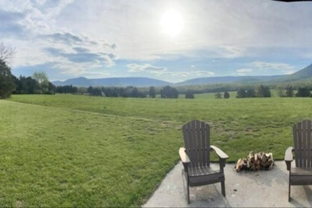 Holly Tree Retreat Located In Beautiful Luray, Va. Villa Eksteriør billede