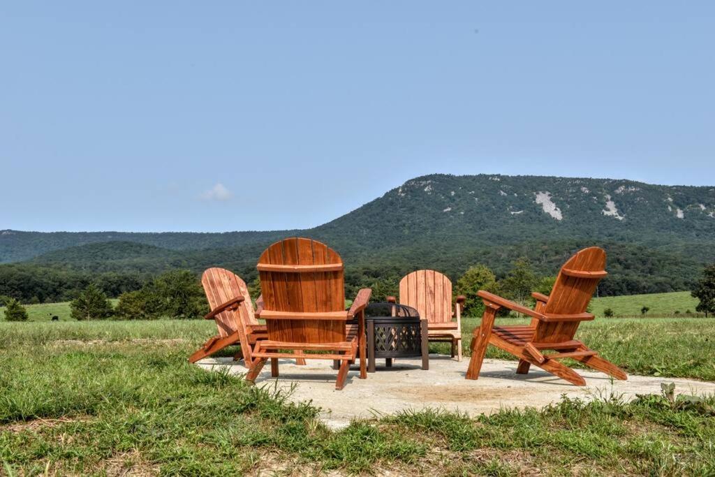 Holly Tree Retreat Located In Beautiful Luray, Va. Villa Eksteriør billede